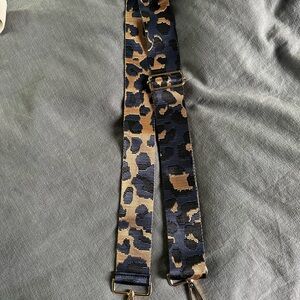 Leopard Print Crossbody Bag Strap